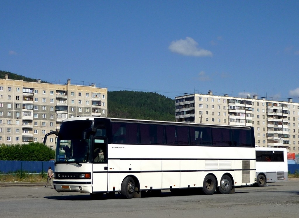 Setra 215